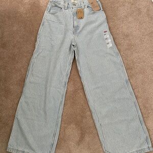 NWT Levi’s Wide-Leg Jeans - Light Blue & White
